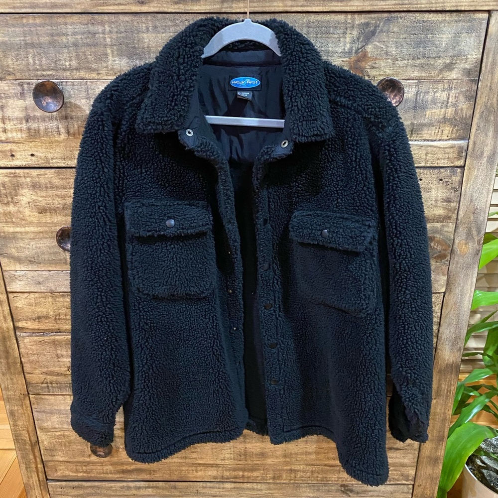 Black Shacket‎ - Picture 6 of 7